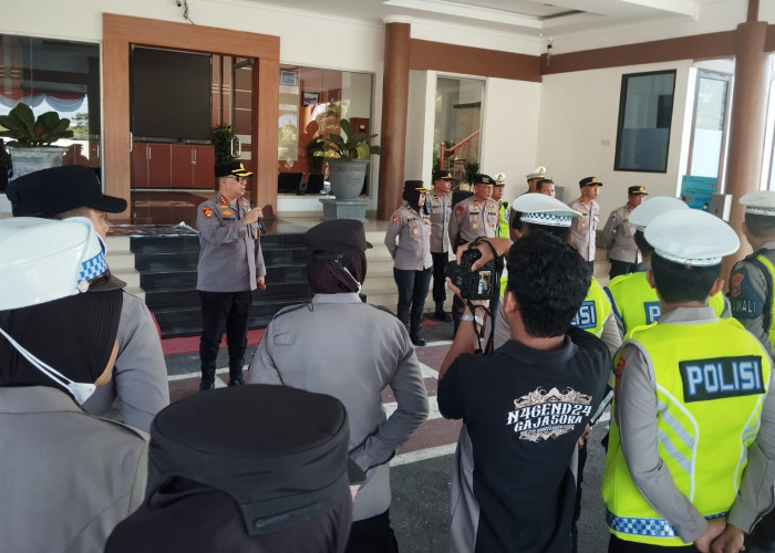 Kapolresta Pangkalpinang Pimpin Pengamanan Audiensi Penambang Timah di DPRD Babel, Libatkan 71 Personel