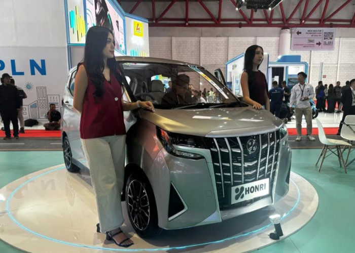 Mobil Listrik Mirip Alphard Ini Cuma 199 Juta 