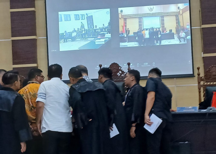 Sidang Tipikor Tanam Pisang Tumbuh Sawit, Ada Nama Mantan Wagub Abdul Fatah