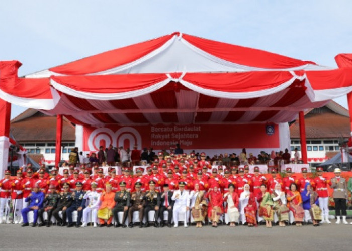 Upacara HUT ke-80 RI Berlangsung Khidmat, Gubernur Hidayat Arsani: Semangat Kemerdekaan Harus Kita Lanjutkan