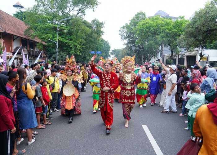 Usung Budaya Nganggung, Kontingen Parade Kep. Babel Pukau Masyarakat Solo