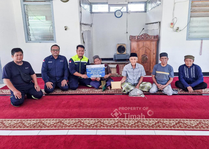 Puluhan Tahun Belum Direnovasi, Masjid Al Fatah di Belitung Timur Terima Bantuan PT Timah