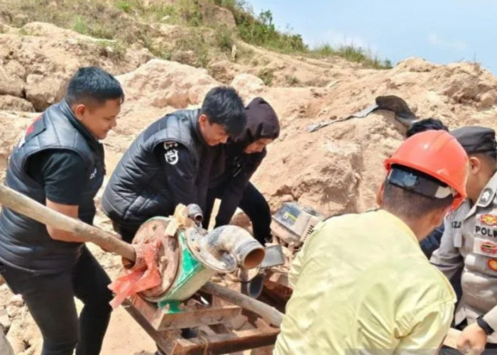 Tim Gabungan Bangka Barat Tertibkan Tambang Ilegal Timah di Merabok