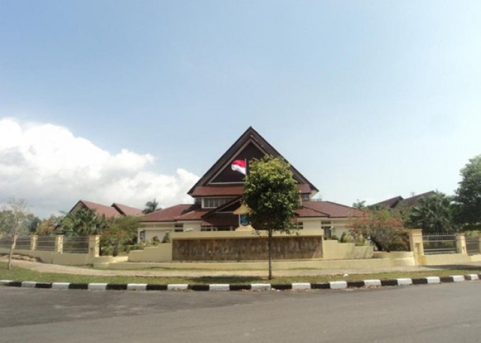 Hari ini, Sidang Tipikor Pimpinan DPRD, Berlanjut, Staf & Anggota Dewan Bersaksi