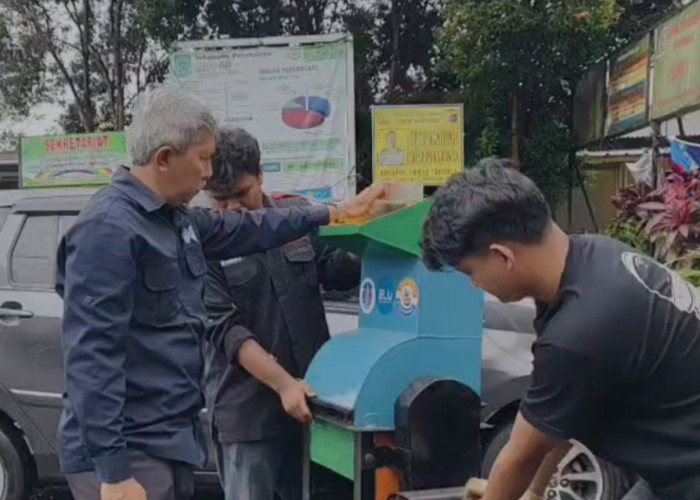 Melalui Aplikasi Trashflow, UBB Ubah Sampah di Desa Pagarawan Jadi Koin 