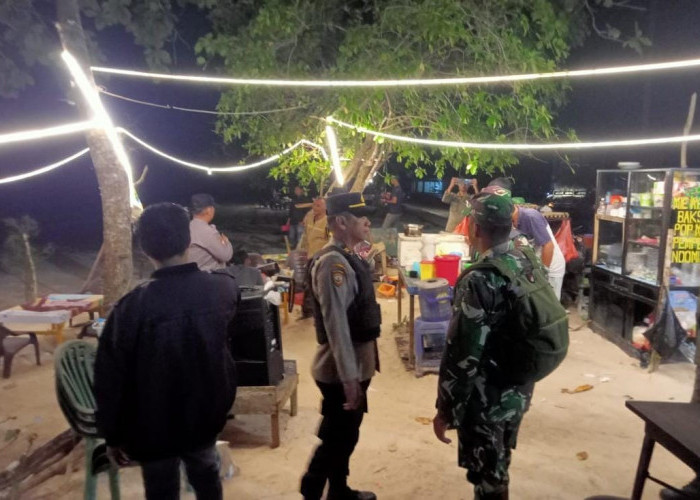 Polsek Bukit Intan Bersama Timgab Patroli di Pantai Pasir Padi, Cegah Miras dan Narkoba