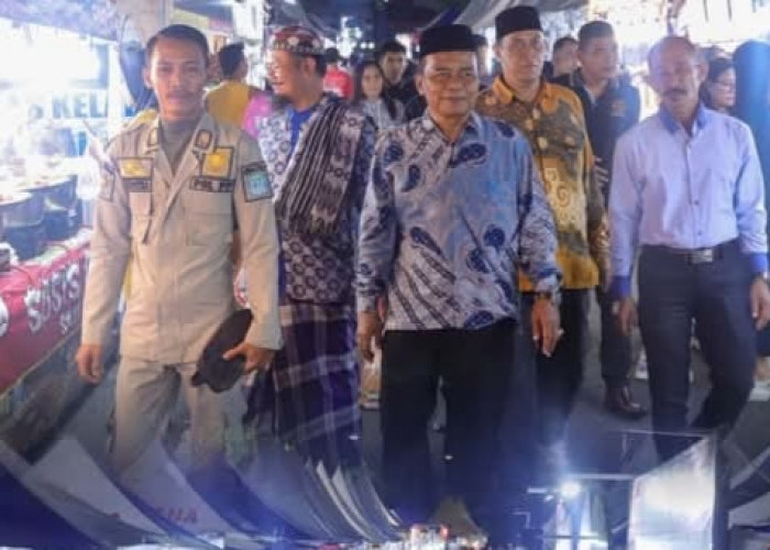 Festival Mambo Reborn 2025 Dibuka, Ada Banyak Jajanan UMKM di Taman Kota Sungailiat 