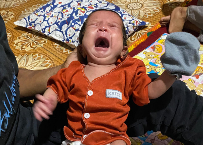 Baby Arsy Warga Payabenua Peyandang Disabilitas Berat, Butuh Uluran Tangan