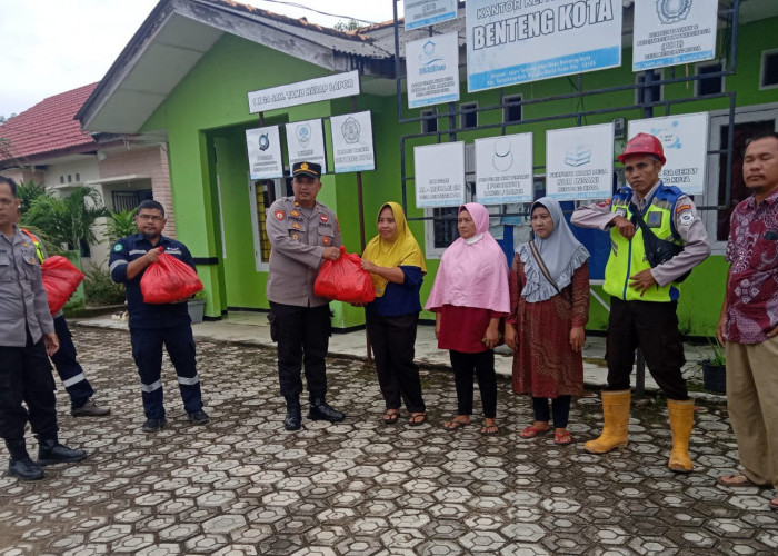 100 Paket Sembako Disalurkan PT Timah Tbk di Sembilan Desa Kecamatan Tempilang
