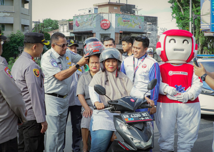 Bersama Satlantas Polres Belitung, Honda Babel Bagikan Helm Gratis Saat Operasi Keselamatan Menumbing 2025 