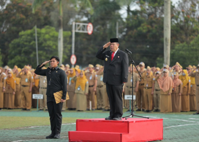 Gubernur Hidayat Arsani Pimpin Upacara, Tegaskan Pentingnya Disiplin dan Integritas 