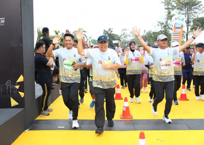Gubernur Hidayat Apresiasi Bhayangkara Babel Run dalam Mempererat Kebersamaan Polri dan Masyarakat