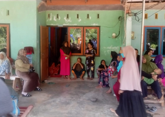 Masak Kepiting di Perahu, Keluar Percikan Api Lalu Melompat ke Laut, Akhirnya Begini