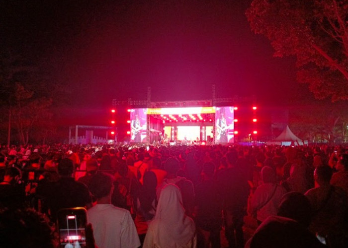 LAUTAN MANUSIA! Honda AT Family Day Guncang Belitung Lewat Penampilan Epik Slank dan JKT48