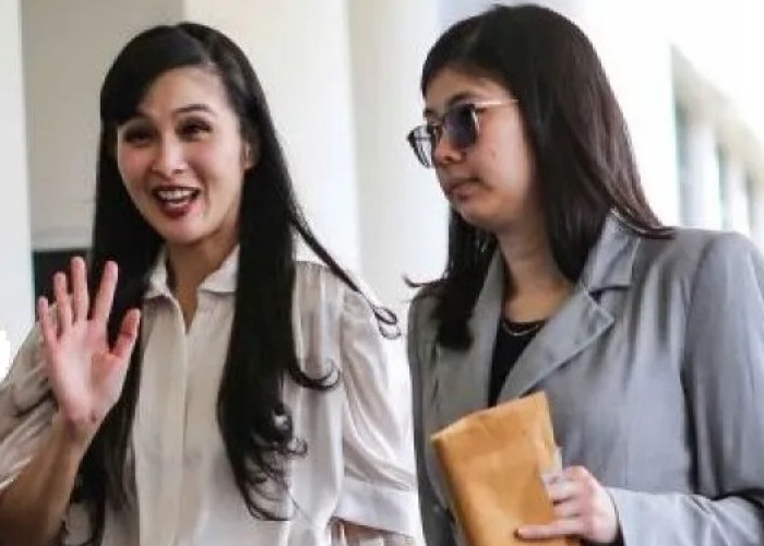 Masih Ada Senyum, Sandra Dewi Sedang Jalani Pemeriksaan di Kejagung