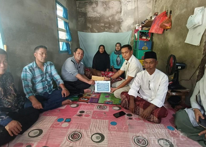 Jaga Kesehatan Masyarakat, PT Timah Bantu Biaya Pengobatan Hasan Warga Karimun   