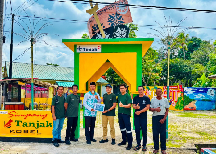 PT TIMAH Dukung Pembangunan Gerbang Tanjak, Perkuat Identitas Budaya Melayu di Desa Sawang Laut 