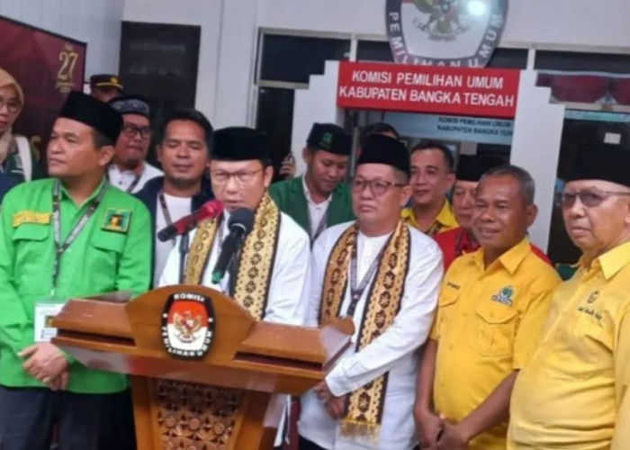 Diusung 8 Parpol, Pasangan Berlian Daftar ke KPU Bateng