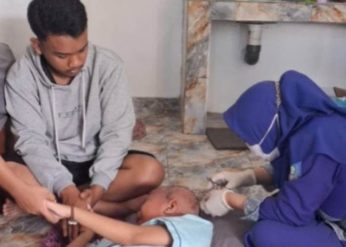 YBM PLN Babel Salurkan Bantuan Kesehatan untuk Arsyila, Ringankan Beban Keluarga Selama Masa Pemulihan