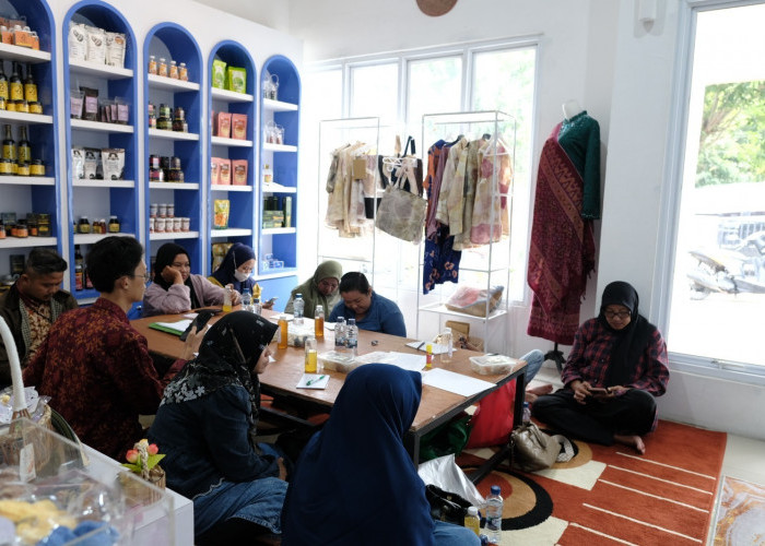 Dorong UMK Naik Kelas, PLN Peduli Gelar Sarasehan Branding dan Copywriting di Bangka Belitung