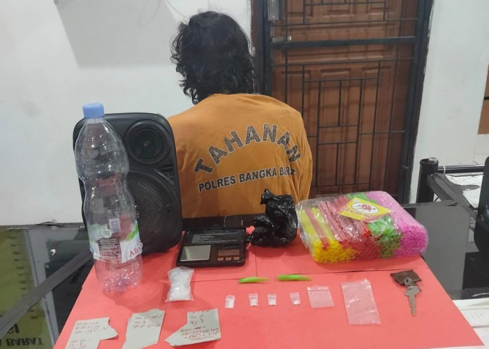 Tim Hantu Polres Bangka Barat Amankan Warga Kampung Jawa Mentok