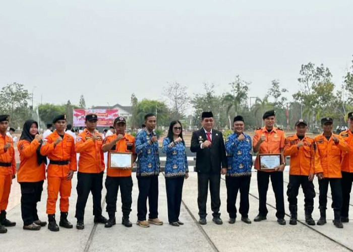 Beri Penghargaan, Bupati Beltim Apresiasi Dedikasi Petugas Penanggulangan Bencana