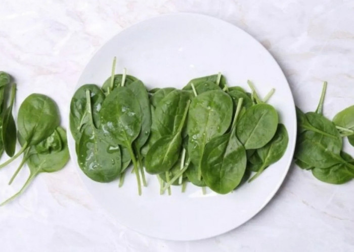 16 Sayuran yang Sebaiknya Tidak Dimakan Mentah