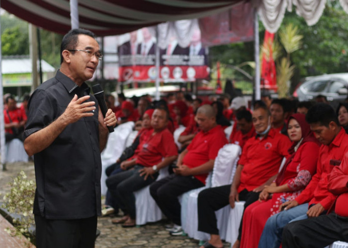 Rudianto Tjen Bantu Anak-anak Babel Dapat Beasiswa Kuliah Sampai Lulus