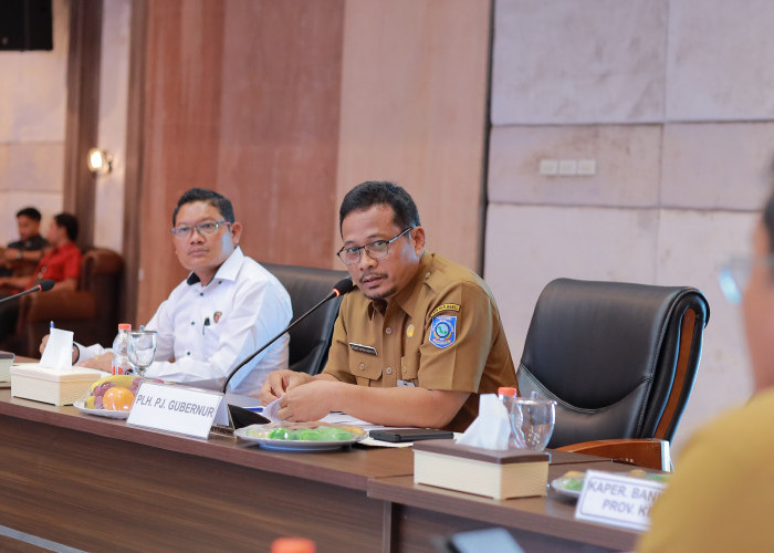 Plh. Pj Gubernur Fery Afriyanto Pimpin Rapat Koordinasi Pengendalian Inflasi Jelang Idul Adha 1445 H