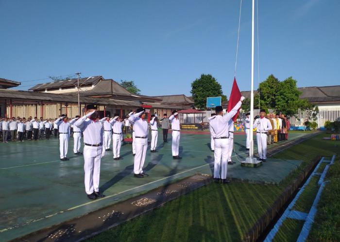 Upacara HUT ke-77 RI di Lapas Kelas IIA Pangkalpinang, 15 Warga Binaan Jadi Pengibar Bendera 