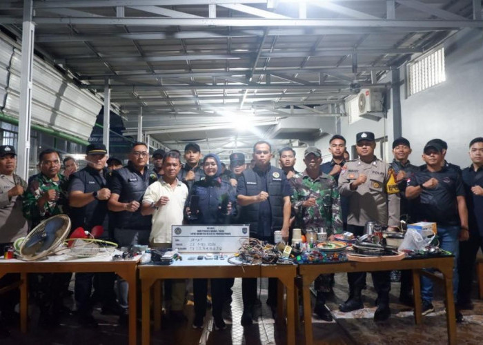 Lapas Narkotika Pangkalpinang Gelar Razia Gabungan, Temukan HP Ilegal hingga Senjata Tajam   