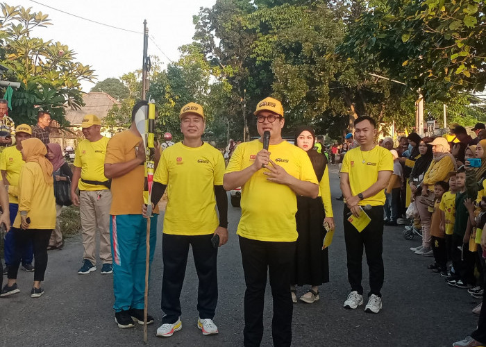 Ribuan Masyarakat Ramaikan Jalan Sehat HUT RI ke 80 DPD Partai Golkar Bangka 