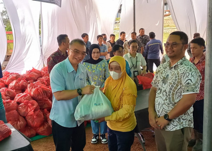 JFX-Arsari Tambang PT MSP Kolaborasi, Gelar Pasar Murah Berkah, Bagi-bagi Paket Sembako