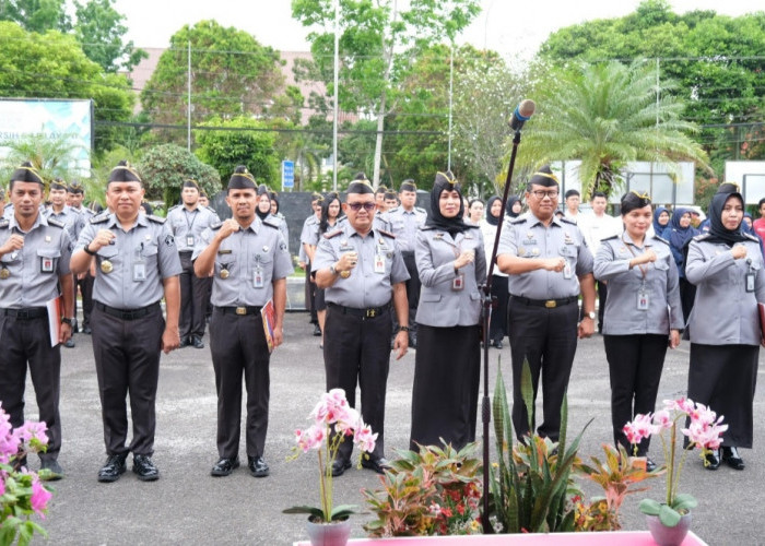 Kanwil Kemenkum Babel Gelar Apel Pagi dan Penghargaan Pegawai Teladan Triwulan III
