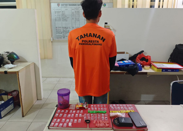 Diringkus di Rumah, Mahasiswa di Pangkalpinang Simpan Sabu 14 Gram dan Alat Hisap