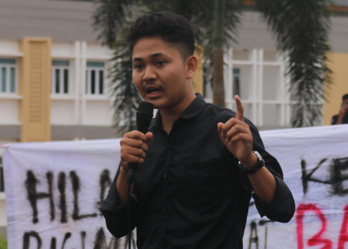 Ojol Tewas Dilindas Rantis Brimob, BEM Fakultas Hukum UBB Kecam Tindakan Refresif Polri: Ganti Kapolri!