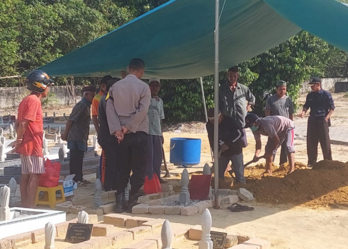 Makam Anak Korban Penganiayaan Ayah Kandung di Toboali Dibongkar 