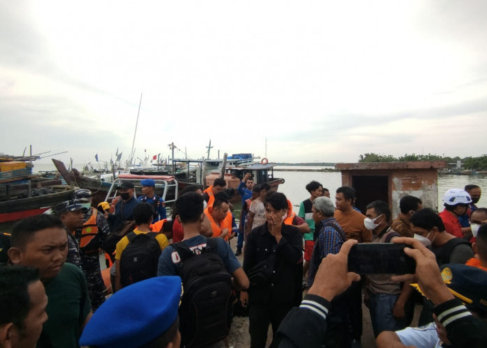 17 ABK Kapal MV Serasi I Berhasil Dievakuasi ke Darat, 5 Terluka