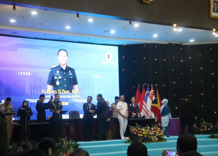 Kadiv Pelayanan Hukum Kanwil Kemenkum Babel Resmi Lulus Pendidikan P4N Lemhannas RI Tahun 2026