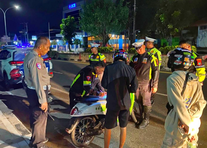 Sikat Balap Liar dan Knalpot Brong, Satlantas Polres Bangka Amankan 21 Sepeda Motor!
