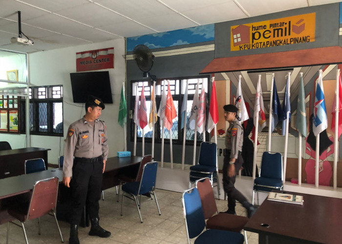 Satgas Preventif OMB Polresta Pangkalpinang Patroli Amankan Tahapan Pleno Rekapitulasi Perhitungan Suara
