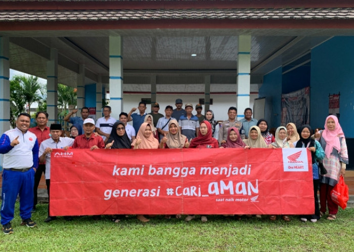 Honda Babel Ajak Aparatur Desa Aik Merbau Jadi Role Model Keselamatan Berkendara