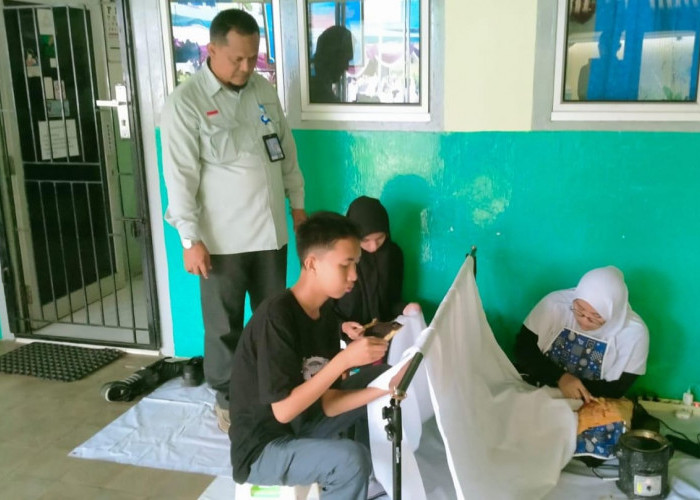 SMA Setia Budi Sungailiat Gelar Tiga Event Sekaligus, Siswa Dibekali Keterampilan Membatik Motif Khas Bangka