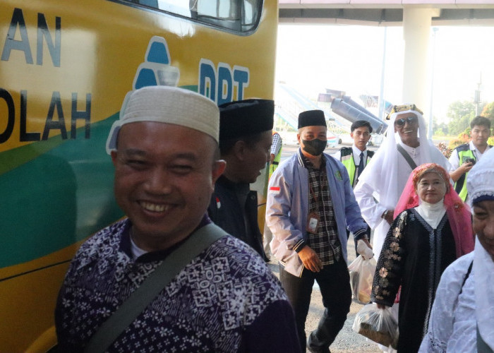 Jamaah Haji Kuota Tambahan Babel 1446 H/2025 M Kembali ke Tanah Air