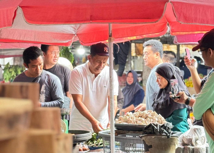 Temui Pedagang Pasar Kite Sungailiat, Fery Insani-Syahbudin Ingin Revitalisasi Pasar di Kabupaten Bangka 