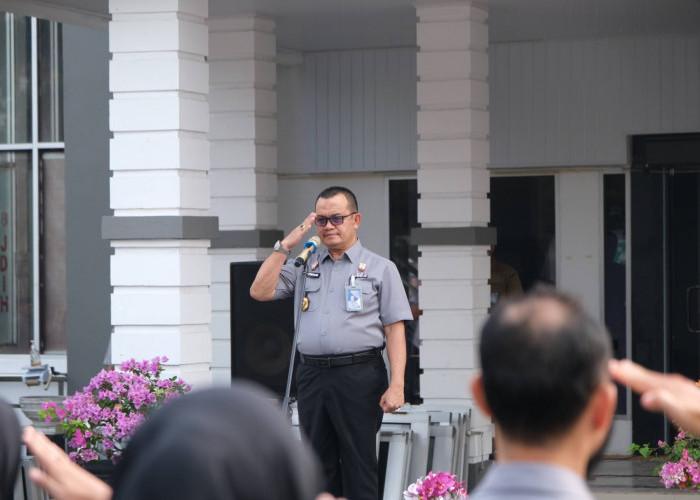 Kanwil Kemenkum Babel Gelar Apel Pagi dan Penyerahan Sertifikat Pegawai Teladan