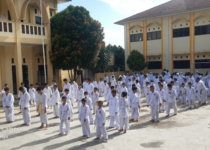 118 Karateka Inkado Ujian Kenaikan Sabuk di Al Bina