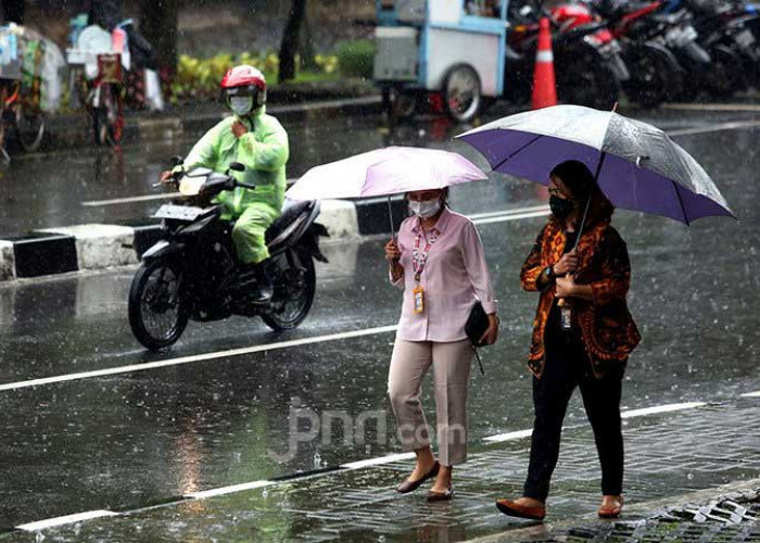 Warning dari BMKG untuk Seluruh Daerah, Desember Puncak Hujan