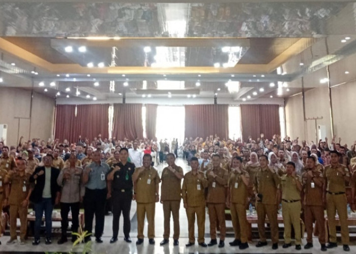 Wali Kota Beri Pembekalan Bagi RT/RW se-Kota Pangkalpinang