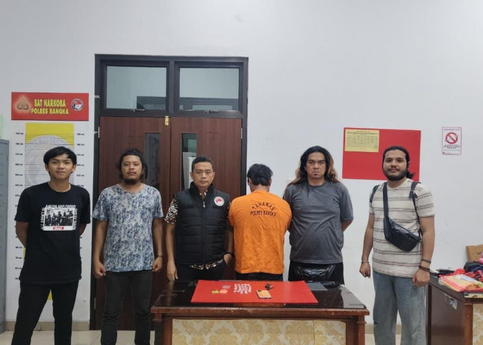 Sembunyikan 27 Paket Sabu di Lapangan Bola, Pria di Belinyu Dicokok Polisi